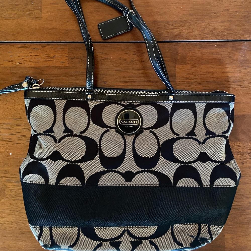 Coach purse and coin pouch